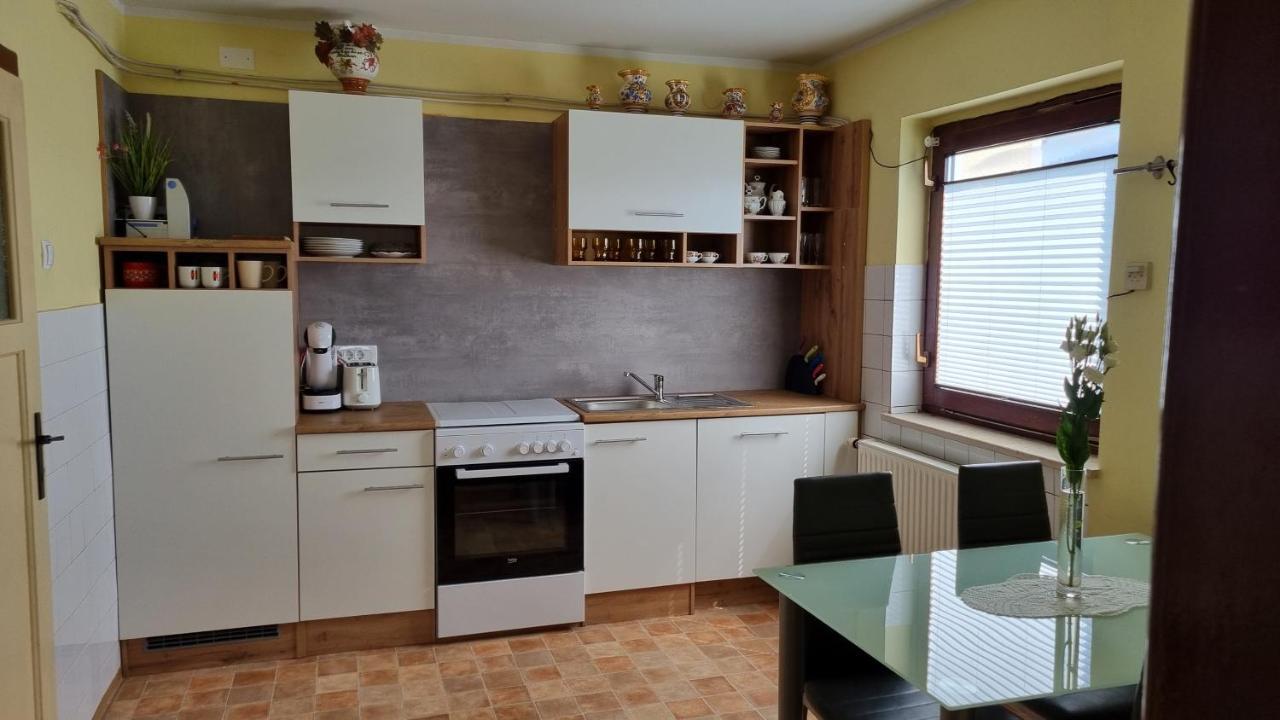 Apartma Tanja -Kamnik Eksteriør bilde